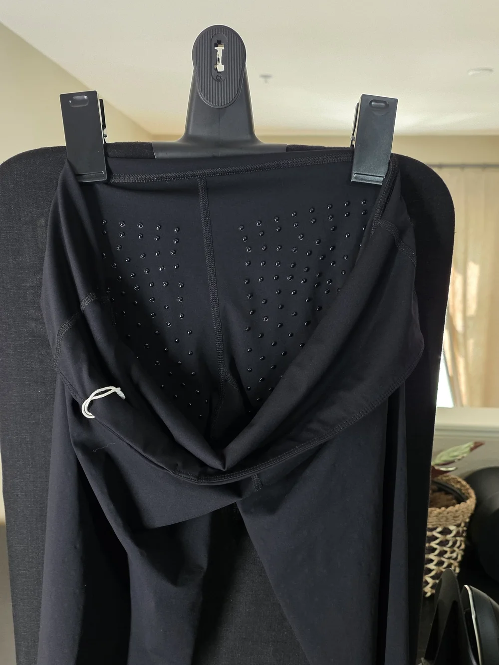 ELASTIQUE Black High-Waist Active Leggings With Massage Bumps - Picture 5 of 6